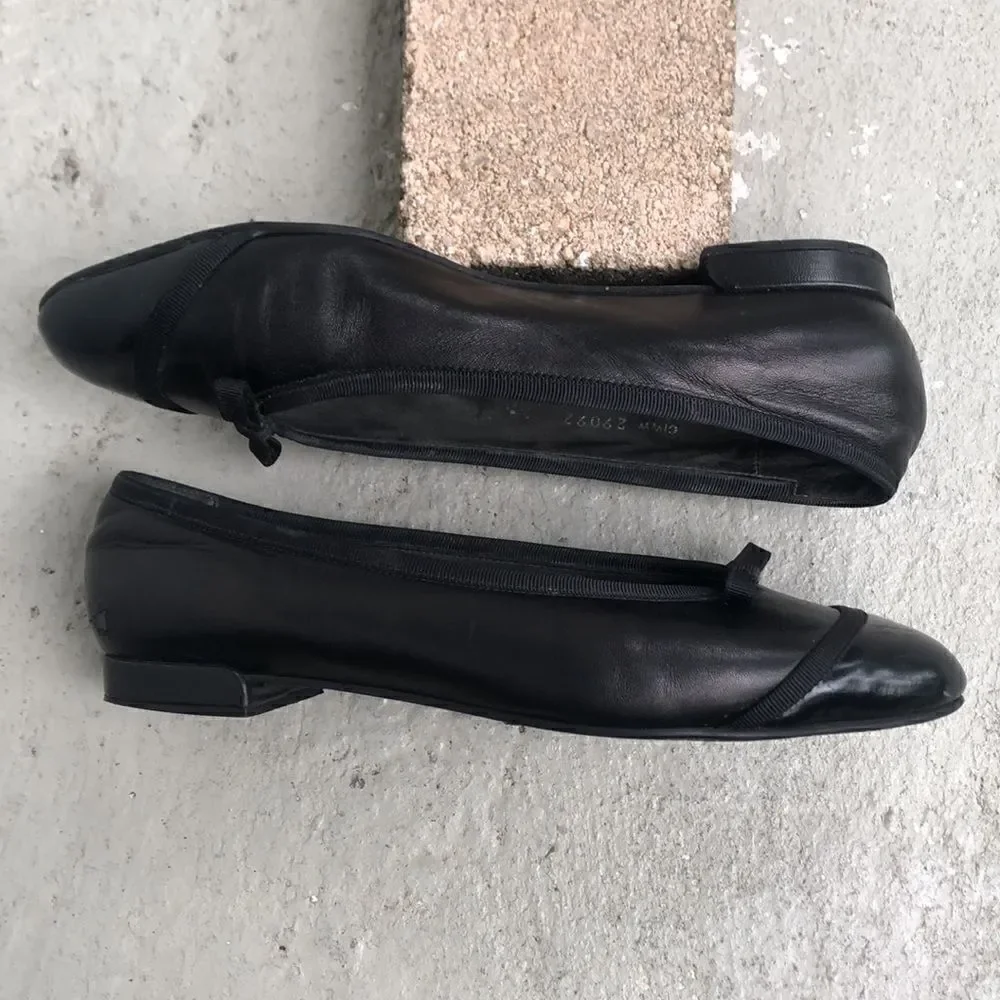 Stuart Weitzman flats